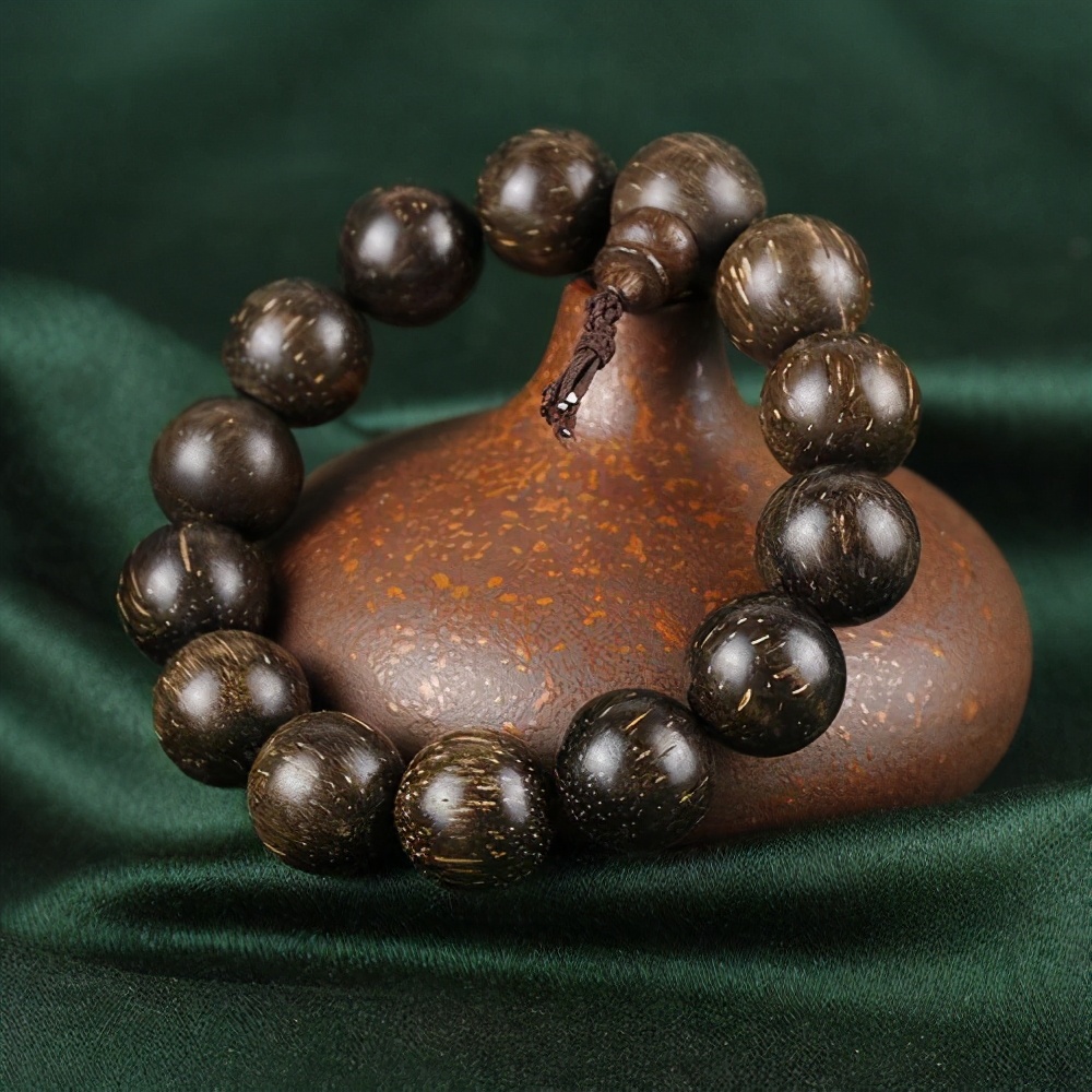 七种盘手串的方法,盘手串哪种手串比较香