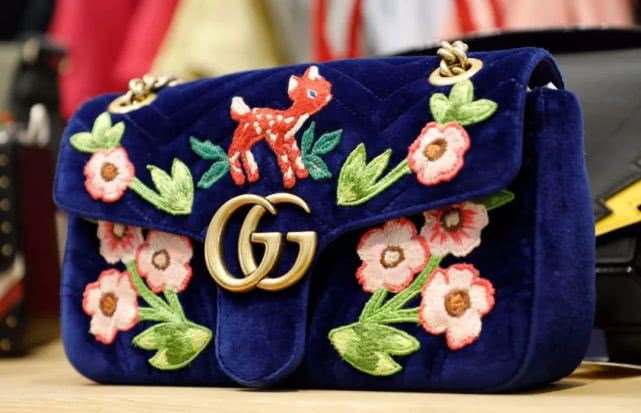 奥莱名品折扣店是正品吗,奥莱国际购物中心大牌专柜在哪