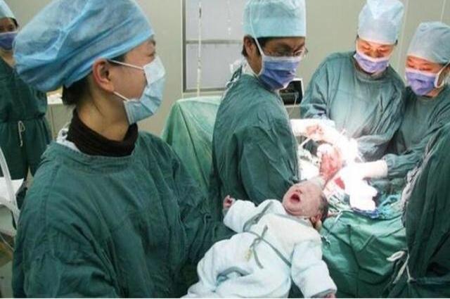 孕晚期总感觉有东西钻出来,孕晚期感觉有东西往外钻