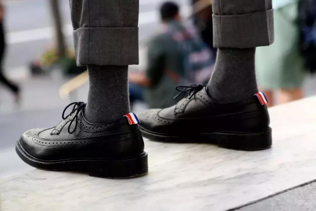男人的婚鞋怎么处理,男士婚鞋平时也可以穿的