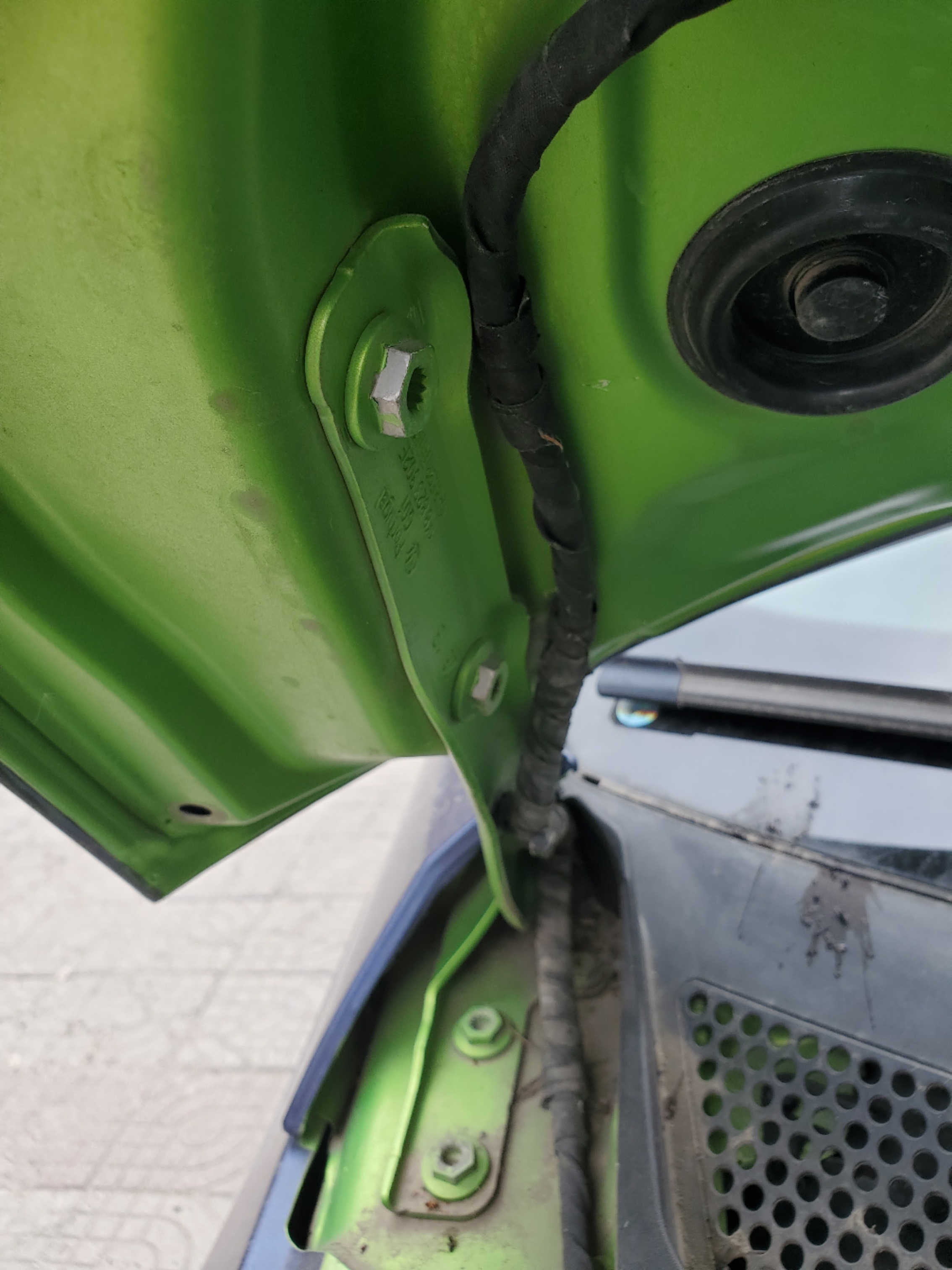 二手车评估师鉴定车辆,二手车尚酷1.4t多少钱