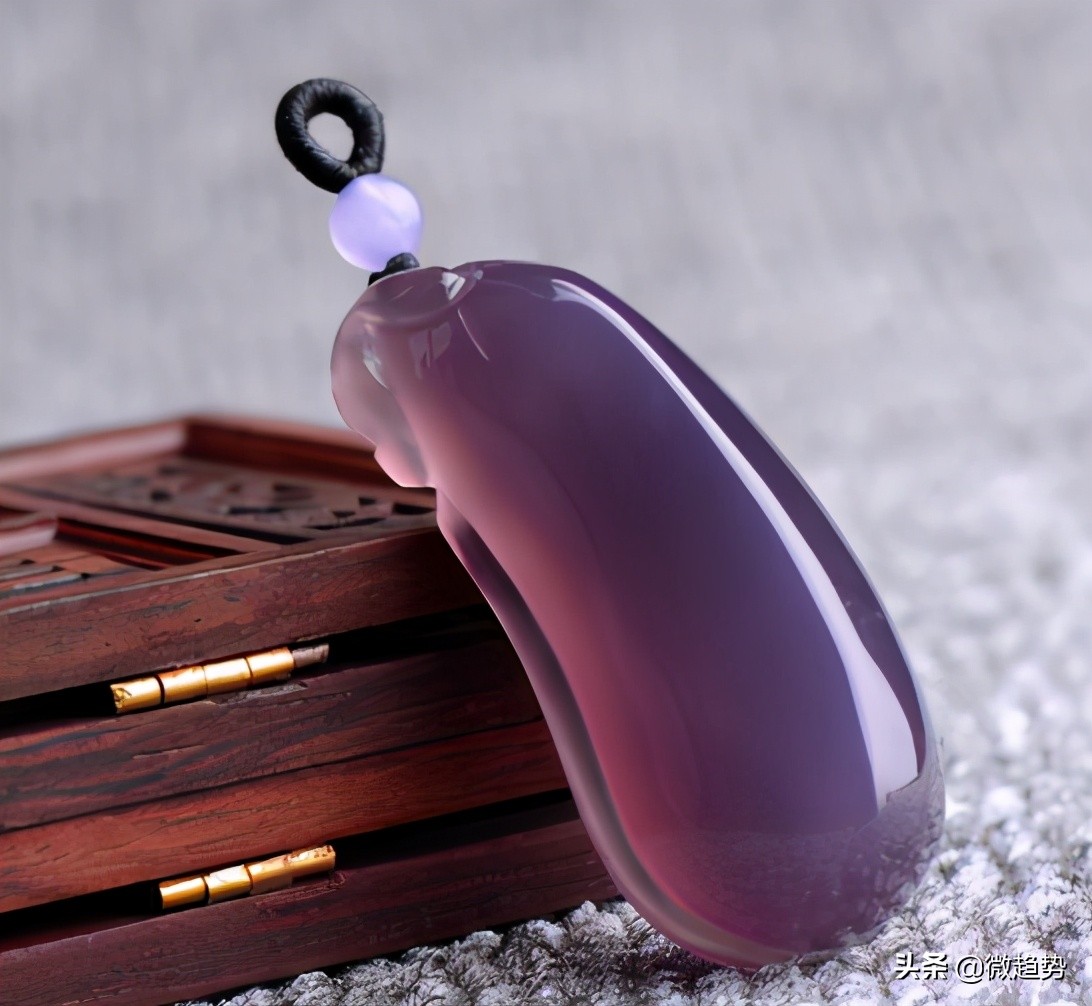 玉髓和马料玉髓有啥区别,天然玉髓和假玉髓的区别