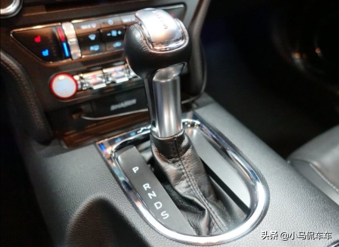 2.3t野马为什么不受待见,花30万买的车现在值5万