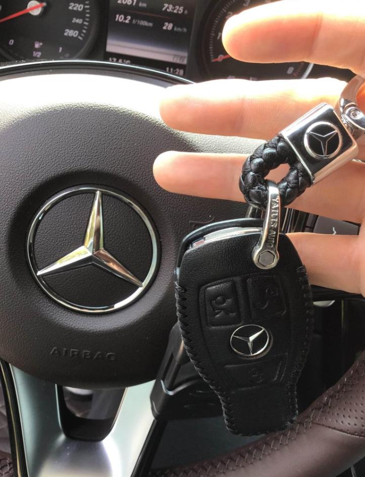 奔驰glc260和300的区别,奔驰glc260l2022款试驾