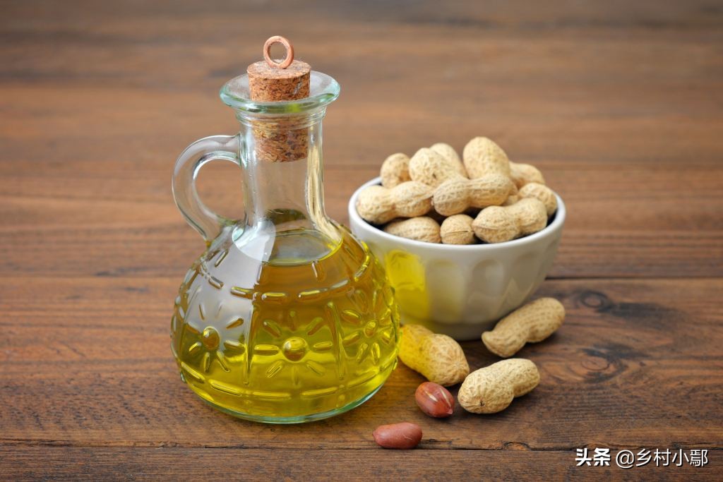 花生榨油后的渣一般什么人收购,花生榨油剩下的渣子能卖多少钱