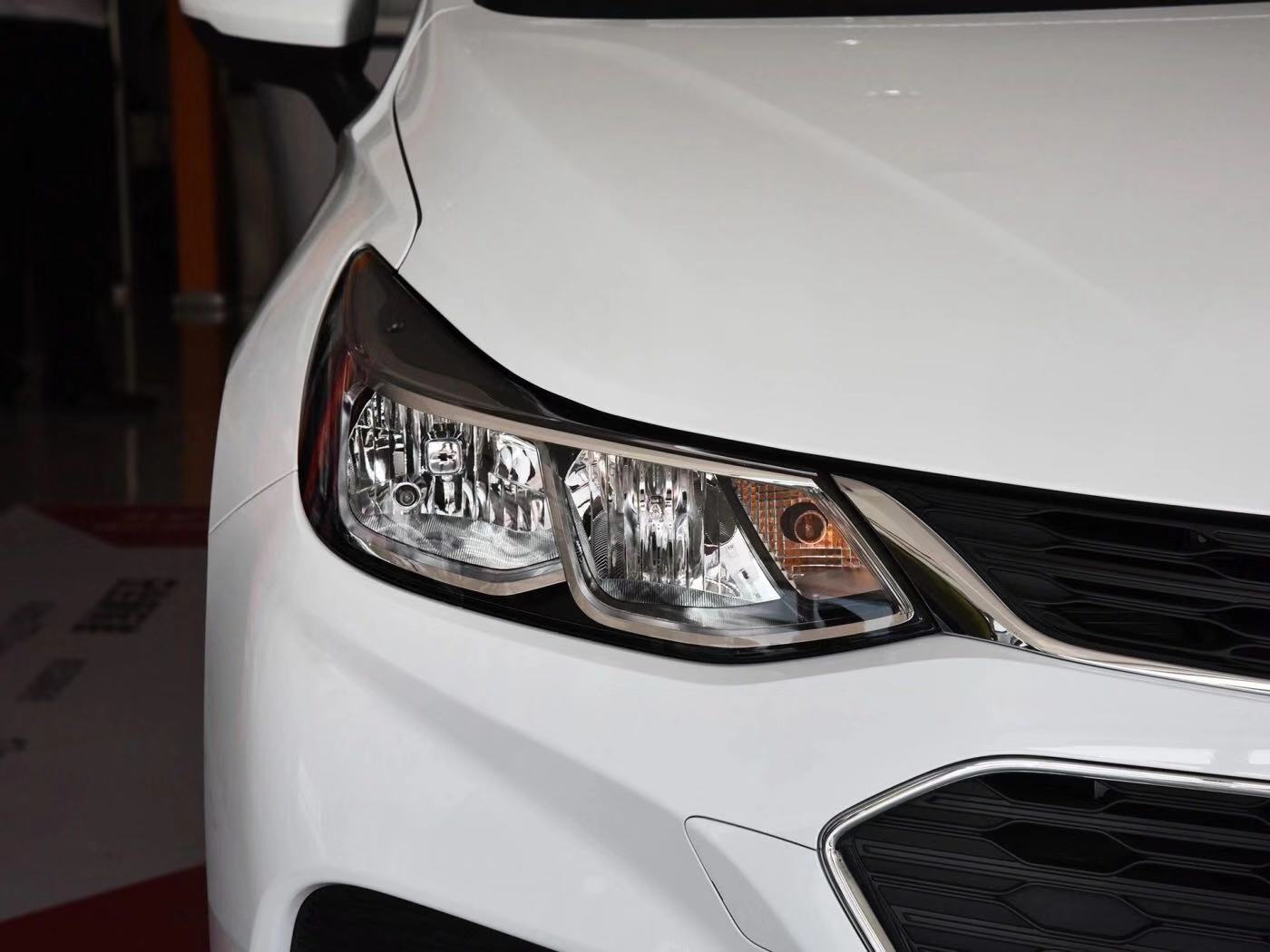 10年雪佛兰科鲁兹车灯怎么安装,09-14科鲁兹大灯改装案例