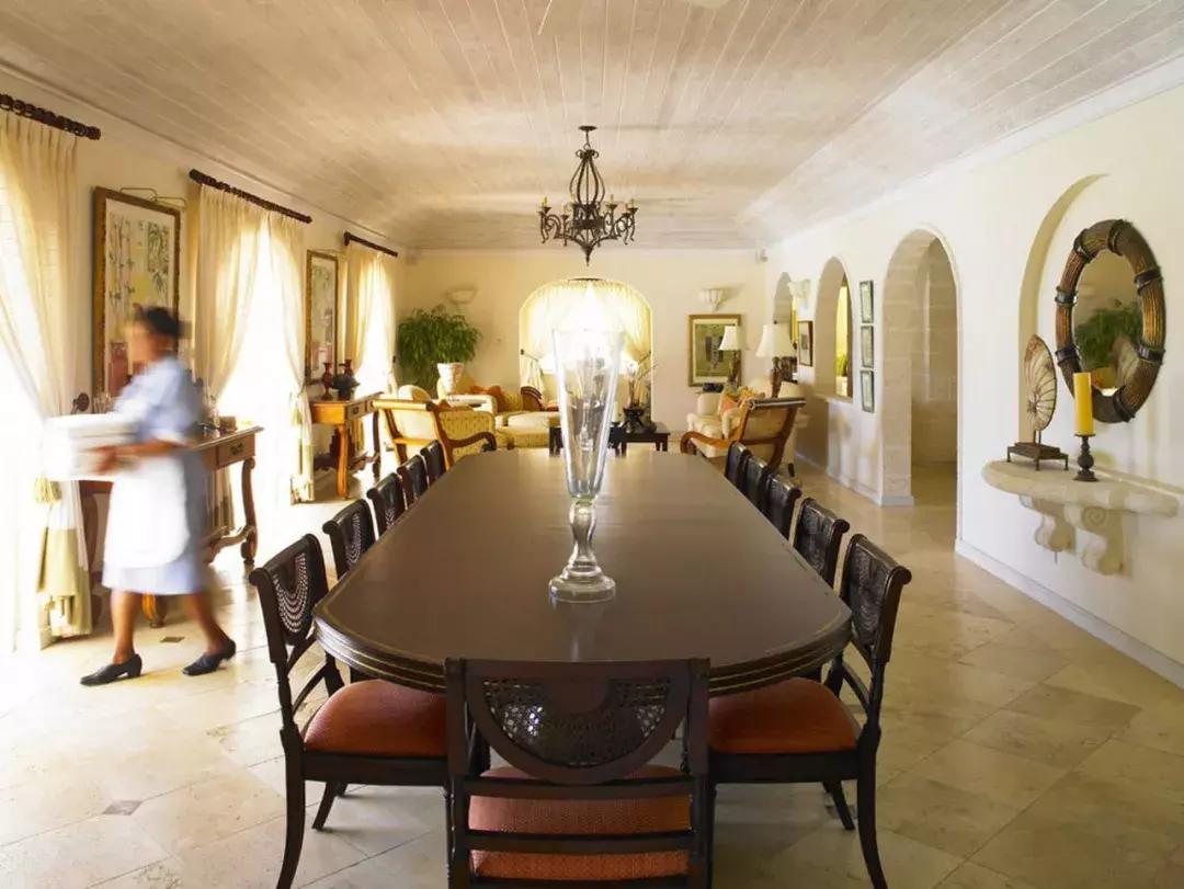 足球巨星c罗的别墅,梅西豪宅c罗豪宅