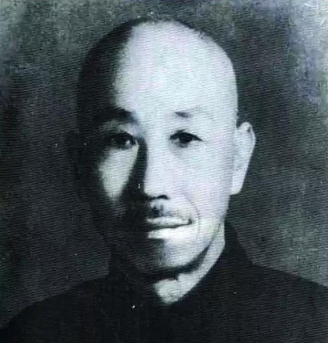 云南白药创始人曲焕章救人故事,云南白药之父曲焕章的故事