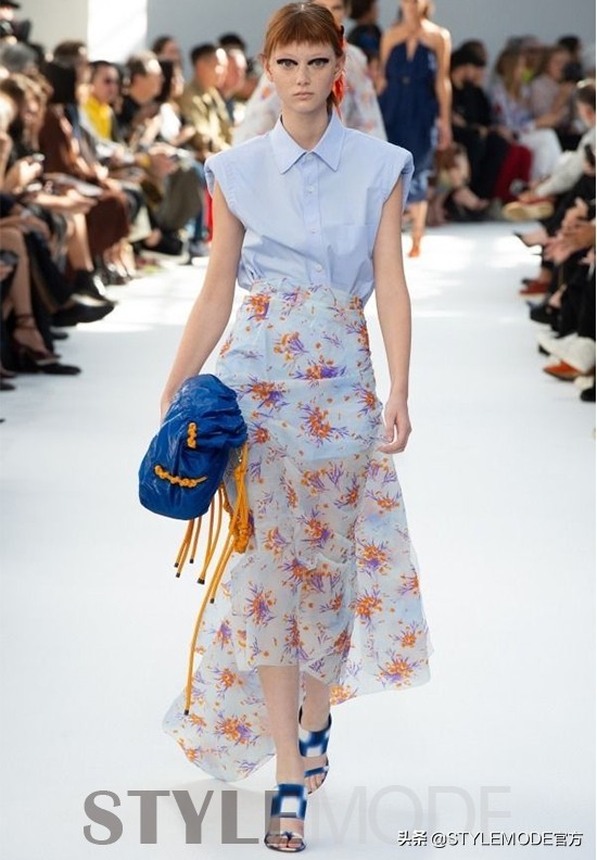 一条都市波西米亚裙，完美演绎自由浪漫！