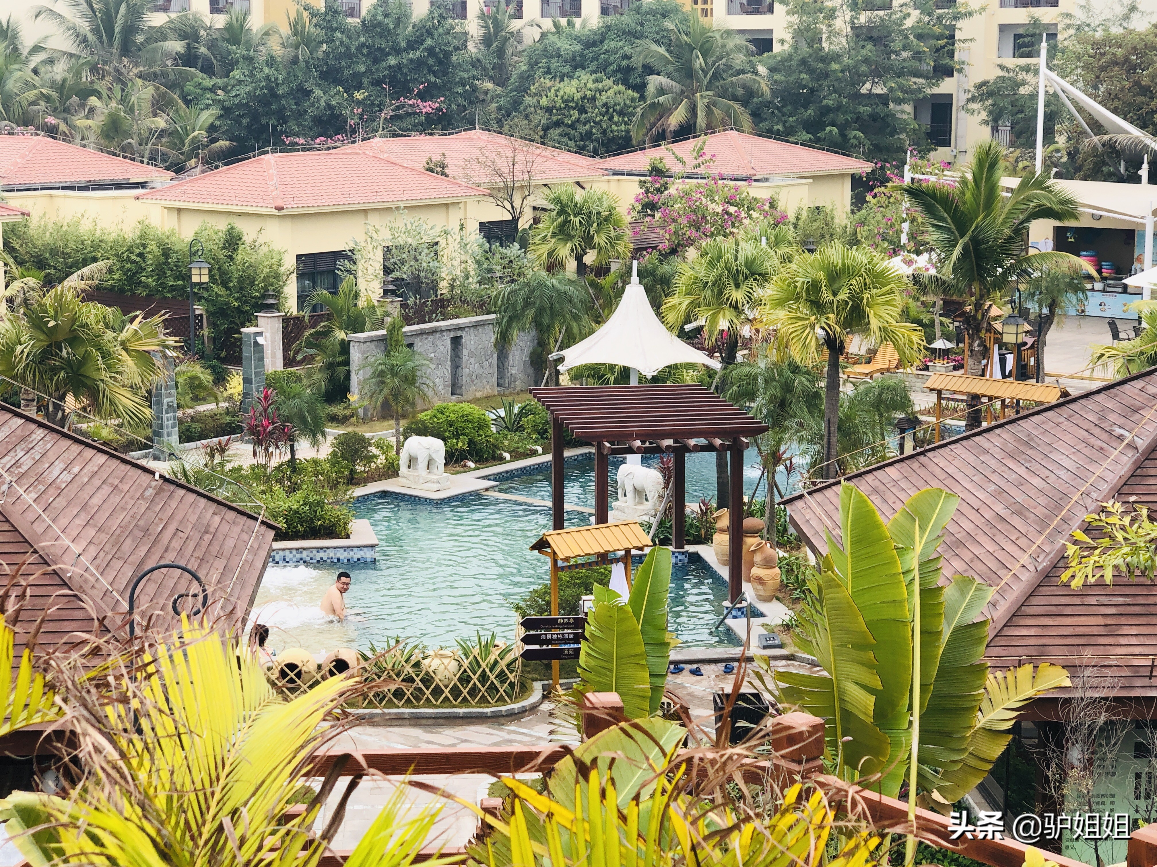 海泉湾，一对母女非常时期的避风港，泡温泉赏美景堪比世外桃源