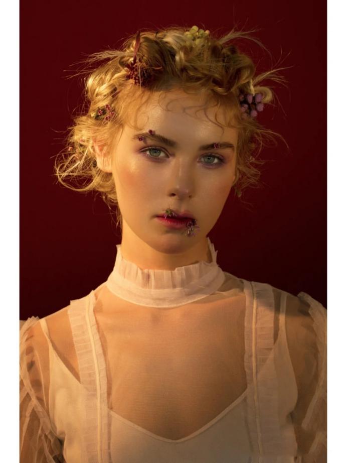 最近很火的轻奢款妆容,古典妆容适合什么风格的人