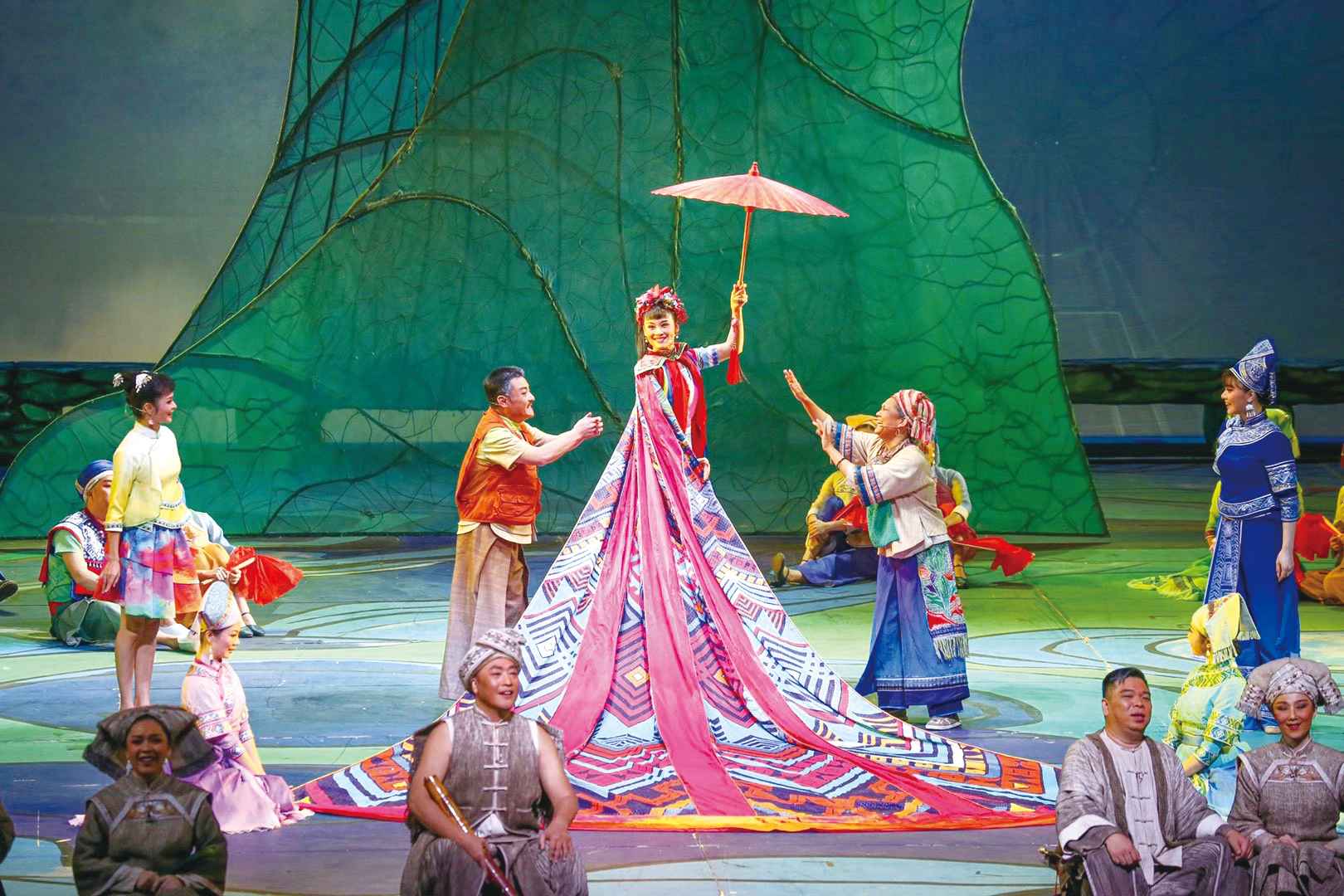 新刘三姐广西戏剧团,新刘三姐彩调剧解说