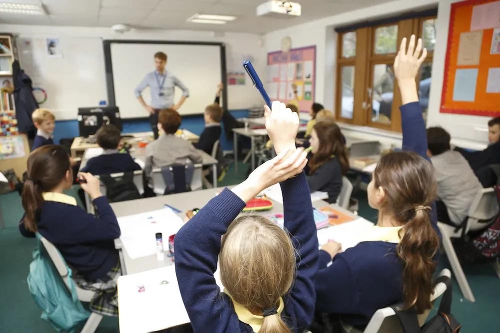 英国公学预备小学,英国牛津龙小学