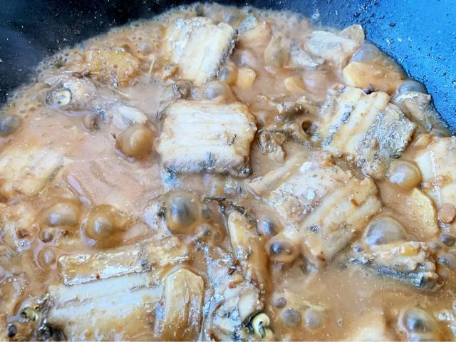 家焖刀鱼，海边人家常做法，肉嫩味鲜还不腥，方法很简单