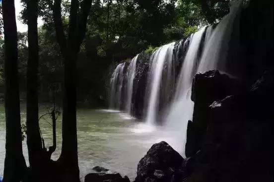 海南白石溪瀑布在哪里,海南白沙罗帅村瀑布