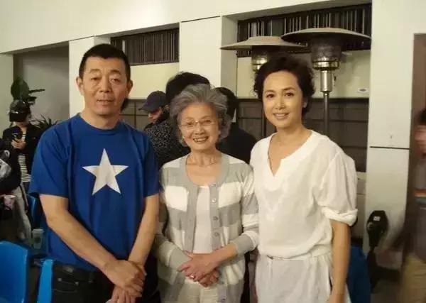 80岁的时尚潮流老奶奶 (88岁时尚老奶奶)