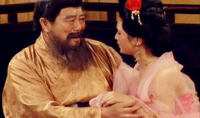 袁术逃亡,袁术霸占的哪几个州