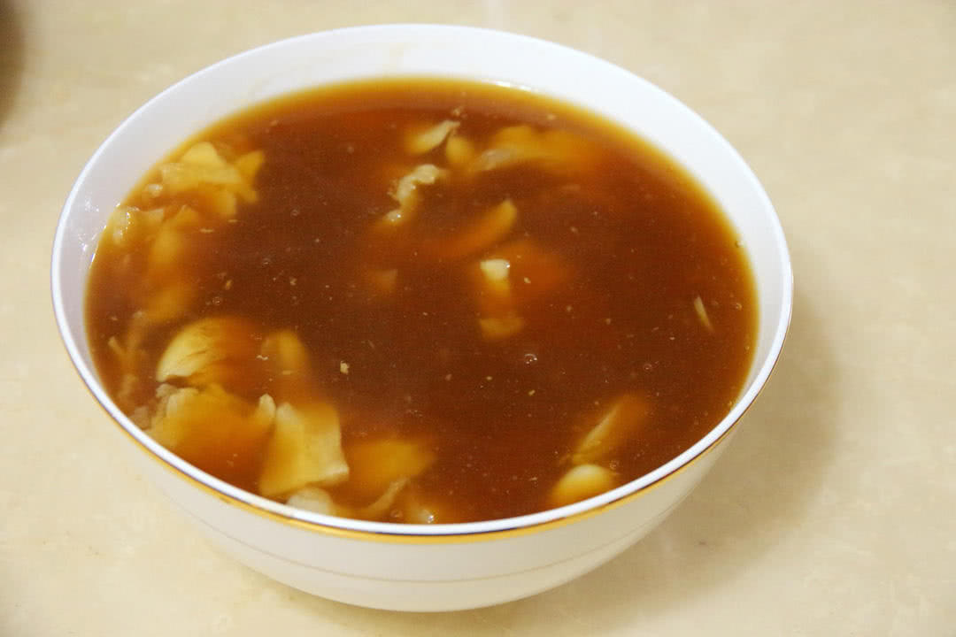 蚝油花菇焖花胶,正宗鲜炖花胶做法