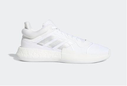 adidas500元跑鞋竞速,为什么adidas篮球鞋boost那么硬