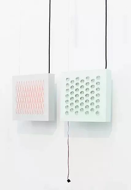 设计师用“纸”做了互动体验式墙纸！网友：不错哦，两天就坏了吧