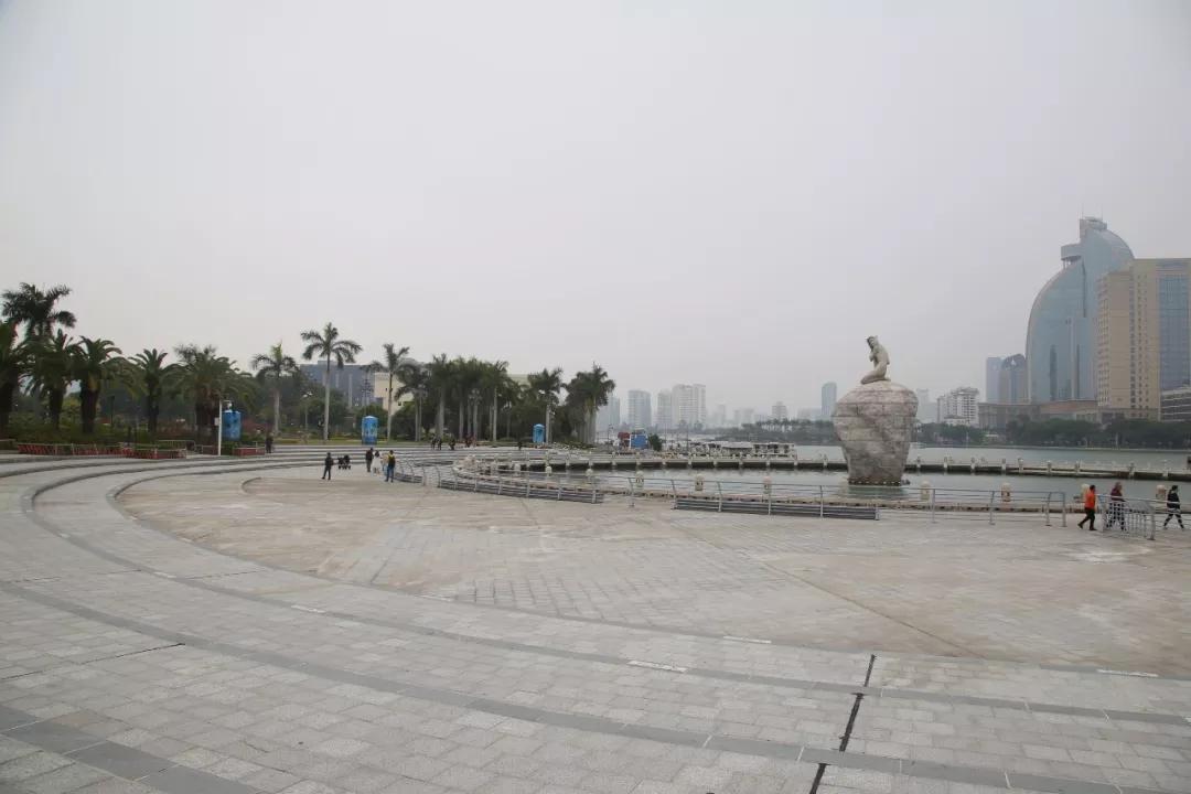 去厦门吹海风,来去厦门观光享受清凉的海风