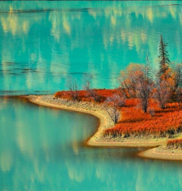 阿勒泰秋季旅行,新疆旅行阿勒泰秋天