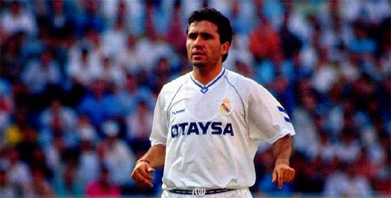 第一支获得欧冠冠军的球队,首支卫冕欧洲杯冠军的是哪支球队