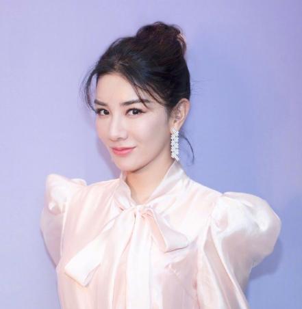 黄毅清和黄奕近况,黄毅清坐牢了吗