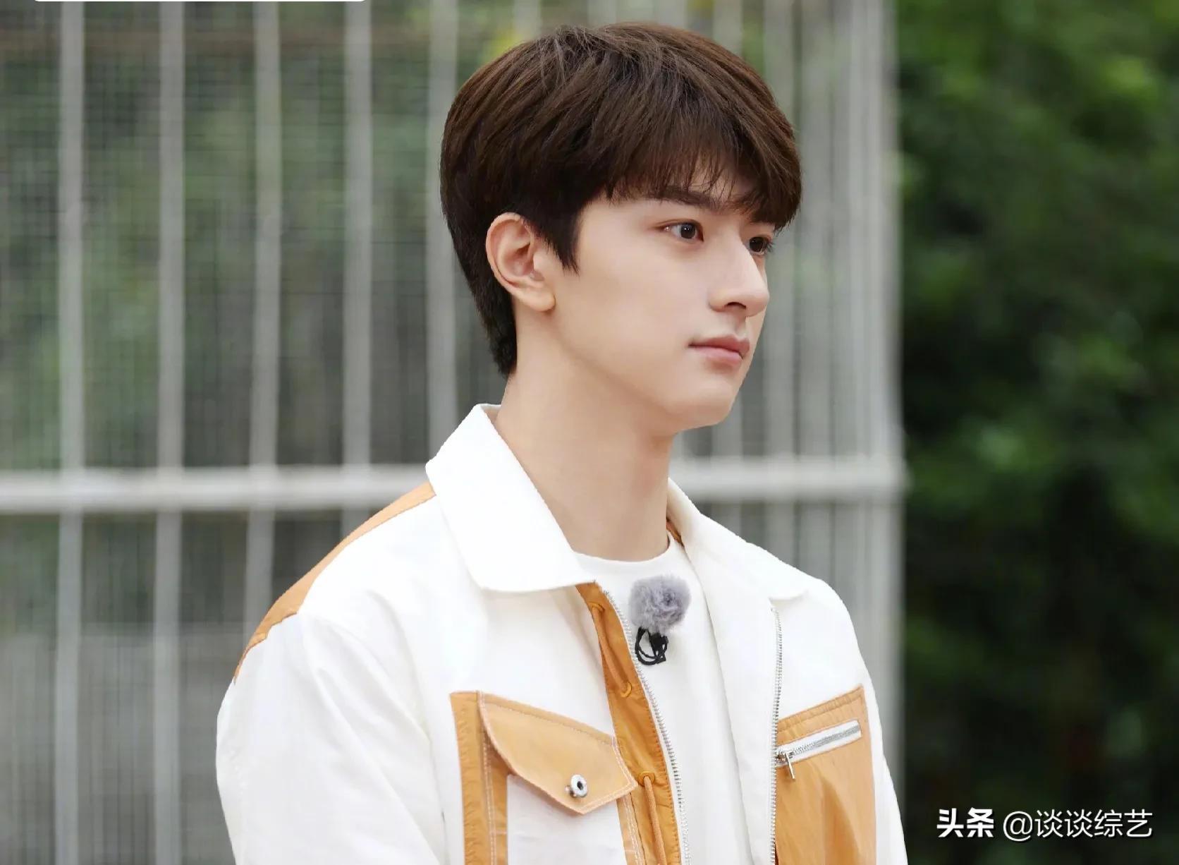 综艺节目王嘉尔王凯井柏然白敬亭,王嘉尔秦霄贤张艺兴综艺