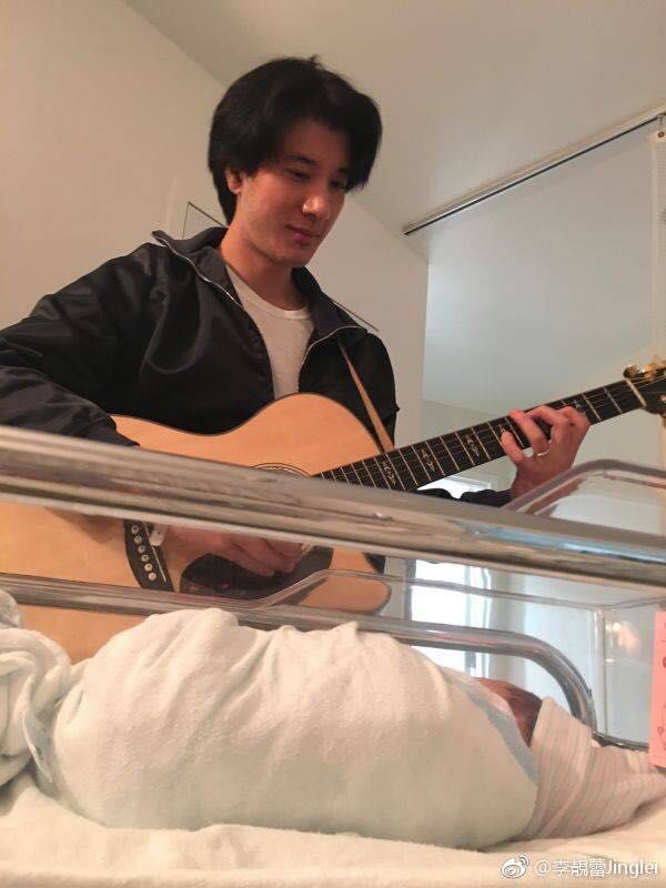 三娃奶爸王力宏，年入4.6亿，却一件衣服穿10年，钱都去哪了？