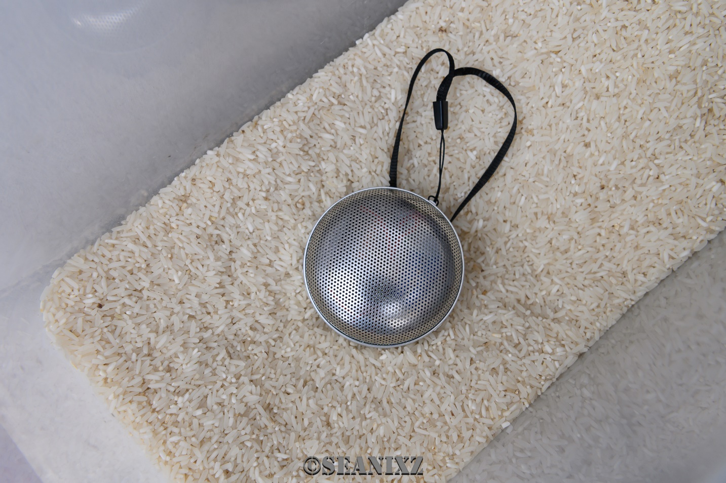 万能的随身消毒神器—XTARAF1蓝氧除味器