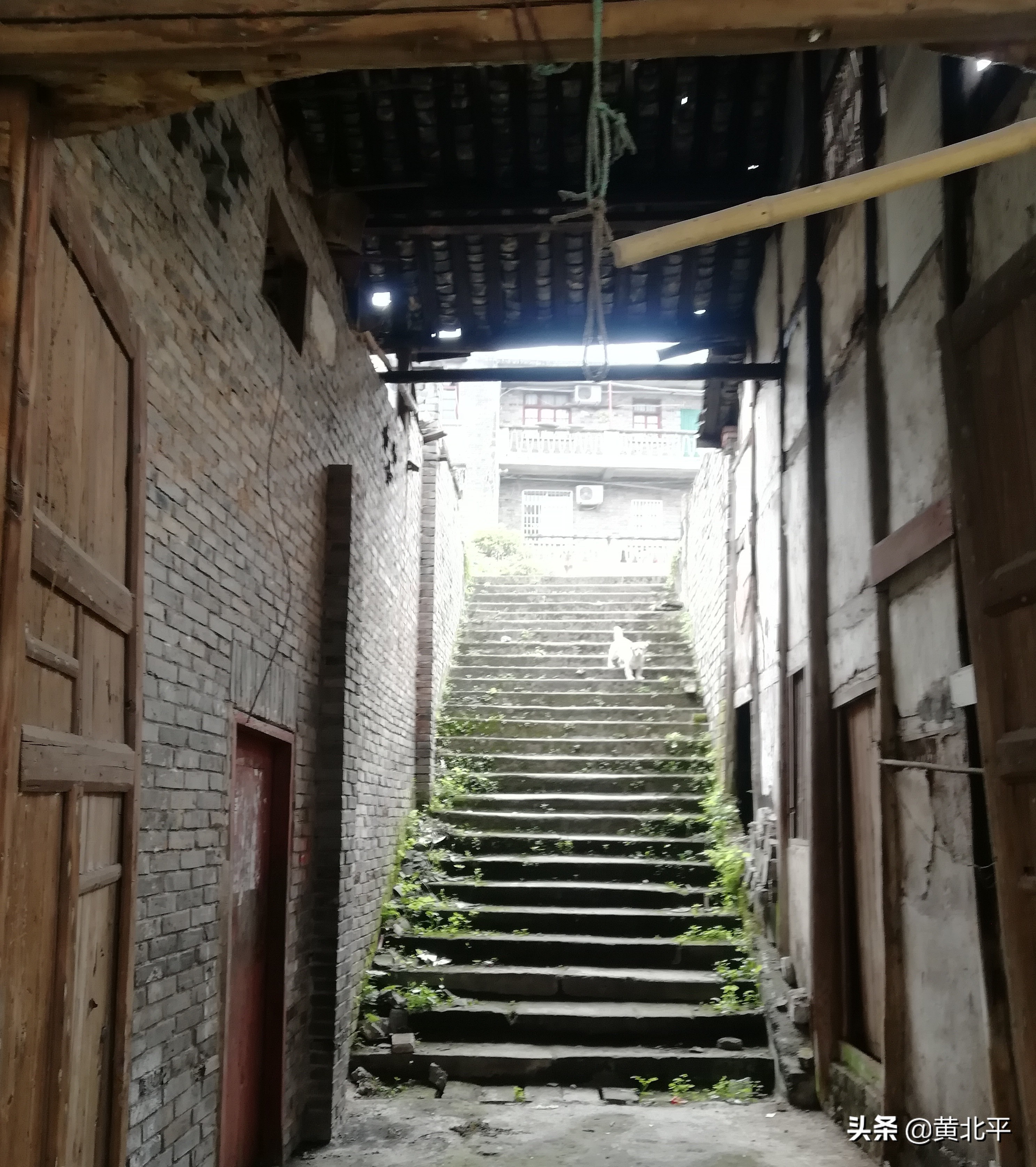 重庆到江津塘河古镇多少公里,江津区离重庆有多少公里