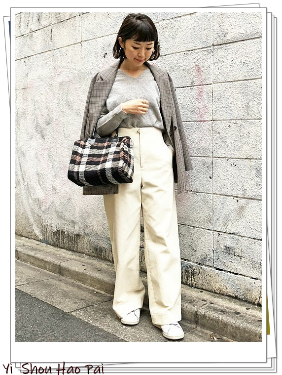 双排扣西装搭配什么穿出年轻感,双排扣西装搭配穿出年轻感