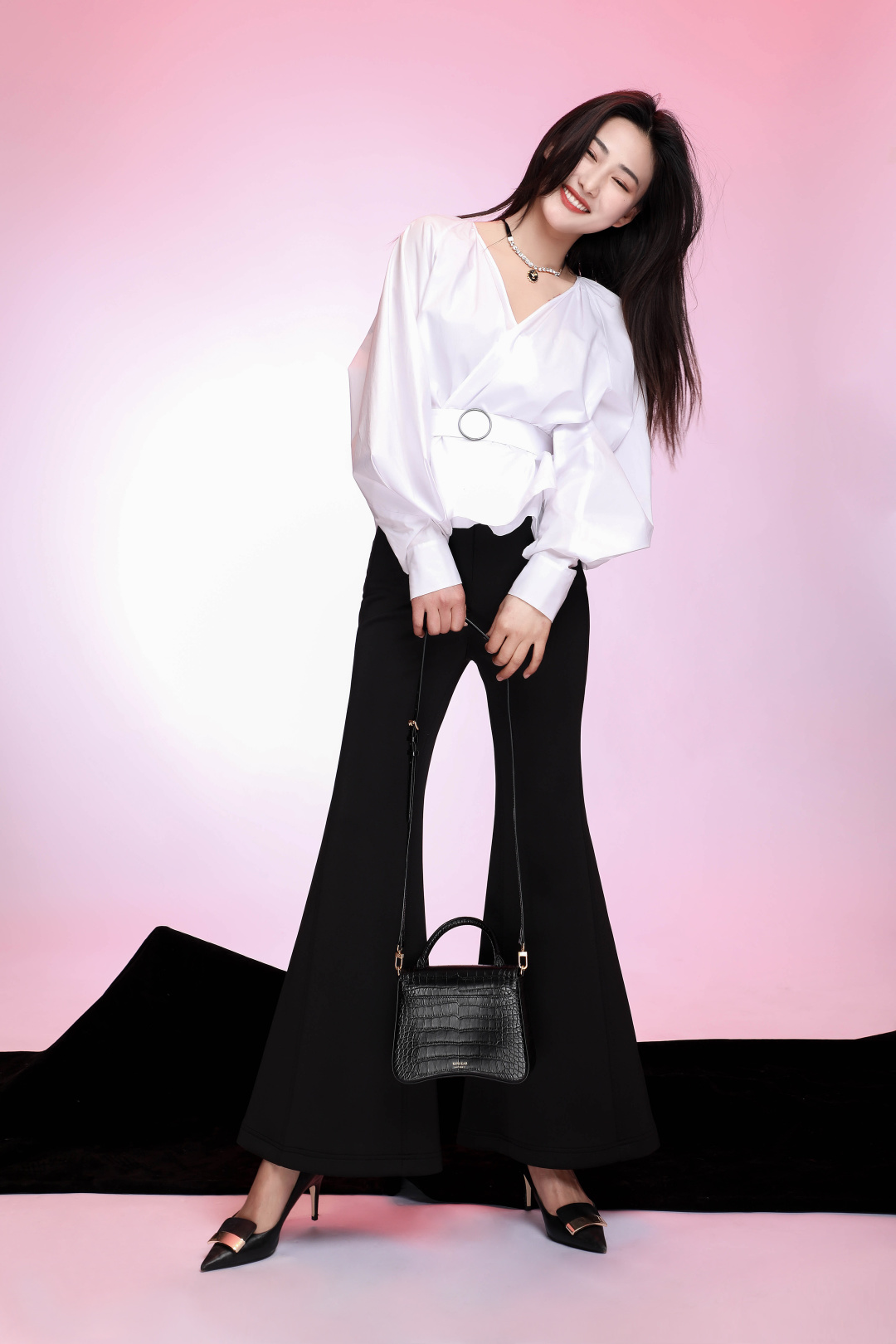 时尚潮流街拍2018年冬季,时尚就是一个轮回街拍