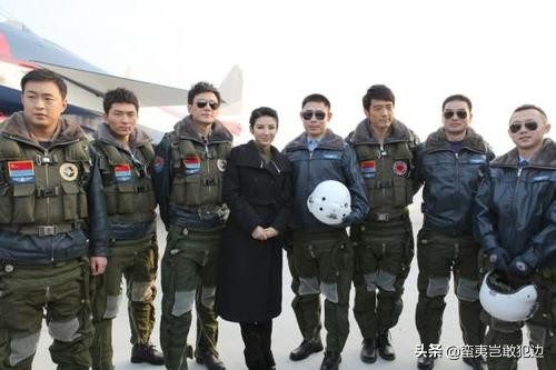 美国将开发新型飞行员耐寒服,孰料竟被中国抢先一步开发出来