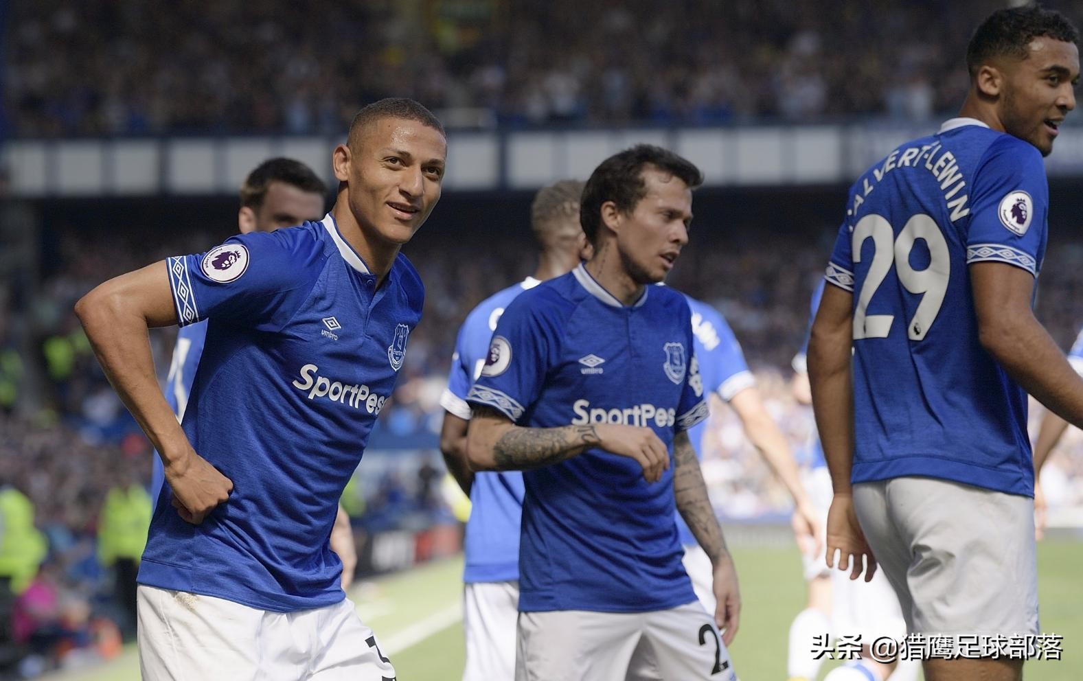 一场4-1血洗足球三大纪录,一场1-2让英超轰然倒下出局