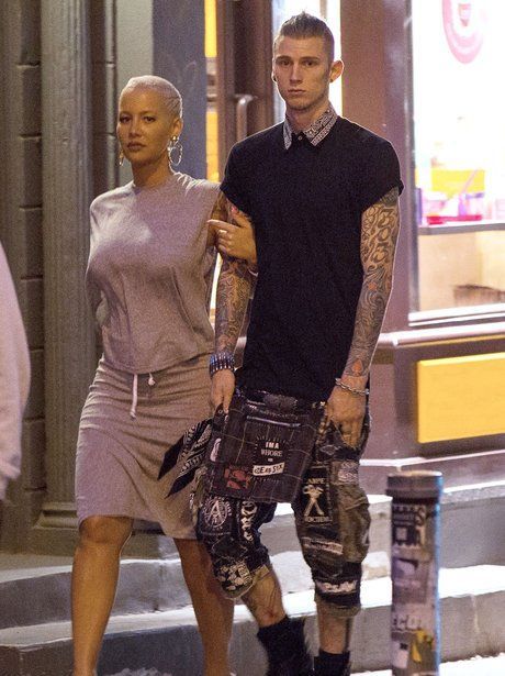 枪爷mgk与嘴炮,枪爷mgk和嘴炮采访