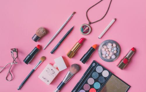 这些化妆品不能用！快检查你家化妆台有没有！