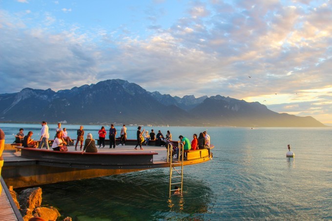 瑞士蒙特勒镇旅游攻略,蒙特勒小镇美景