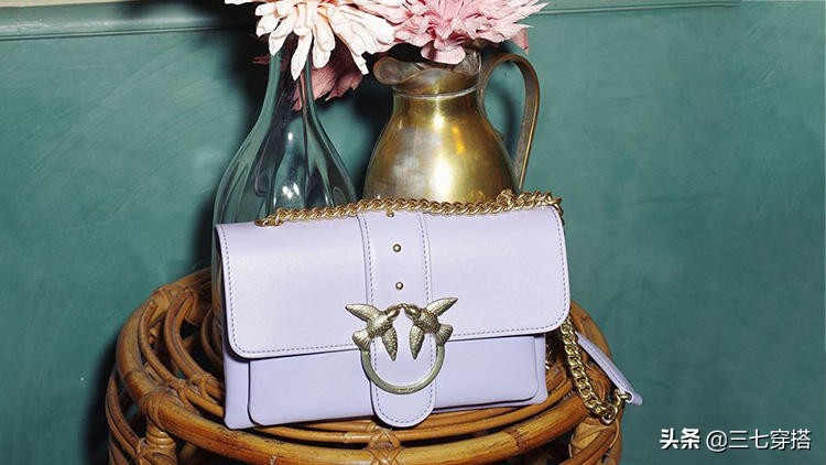 小众轻奢包拒绝撞款好选择,法式小众轻奢云朵包