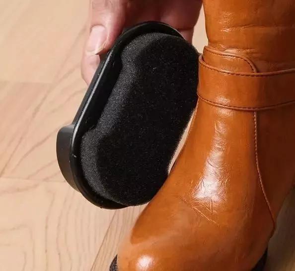 不穿浪费，穿则自虐。新鞋磨脚怎么办？小窍门解放你的双脚