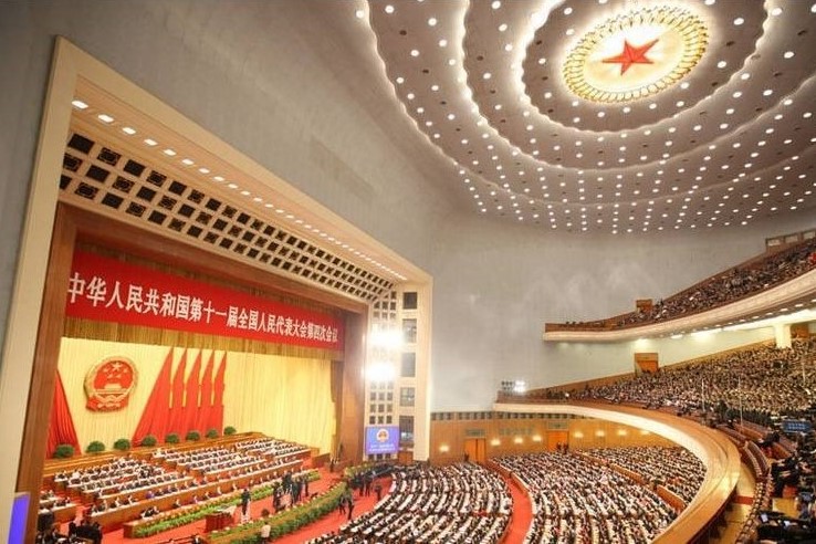 看了这个当代*安门天**和*安门天**广场介绍，去拍照都拍得底气十足了