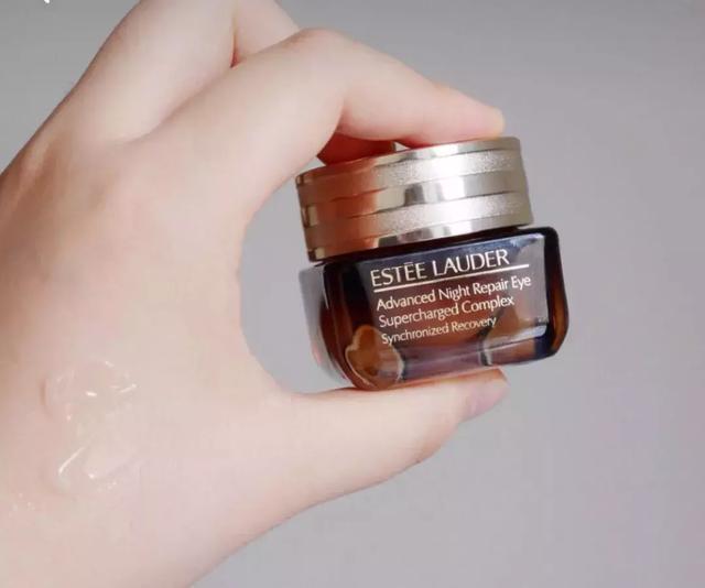 眼霜到底贵的好还是便宜的好呢,大牌眼霜哪个好用又实惠