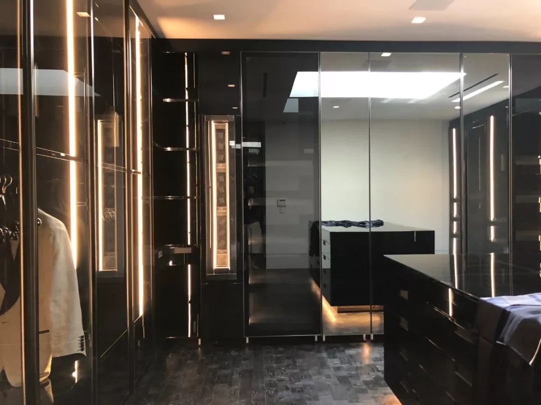 上千亿的顶级豪华别墅,最豪华的高科技别墅