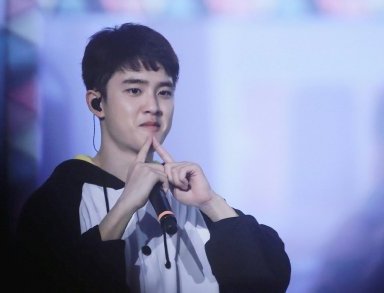 金珉锡看exo演唱会chen落泪,exo朴灿烈金珉锡演唱会饭拍