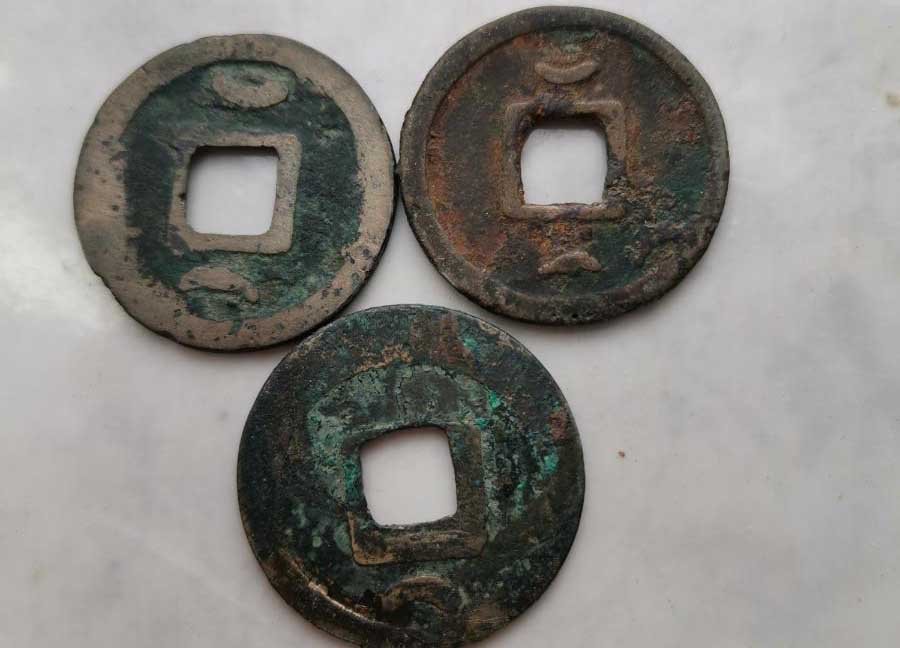 开元通宝的铸造年代及铸造背景,如何鉴别开元通宝鎏金版