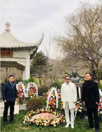 74岁侯耀华微博视频,72岁侯耀华公开录制视频