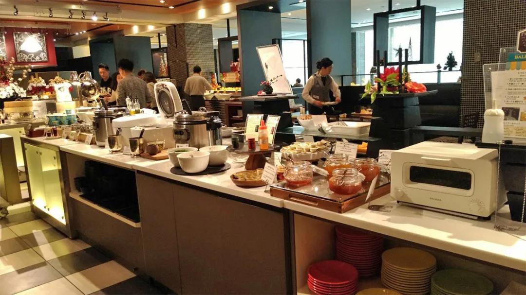 霓虹干饭人，用早餐开启元气满满的一天