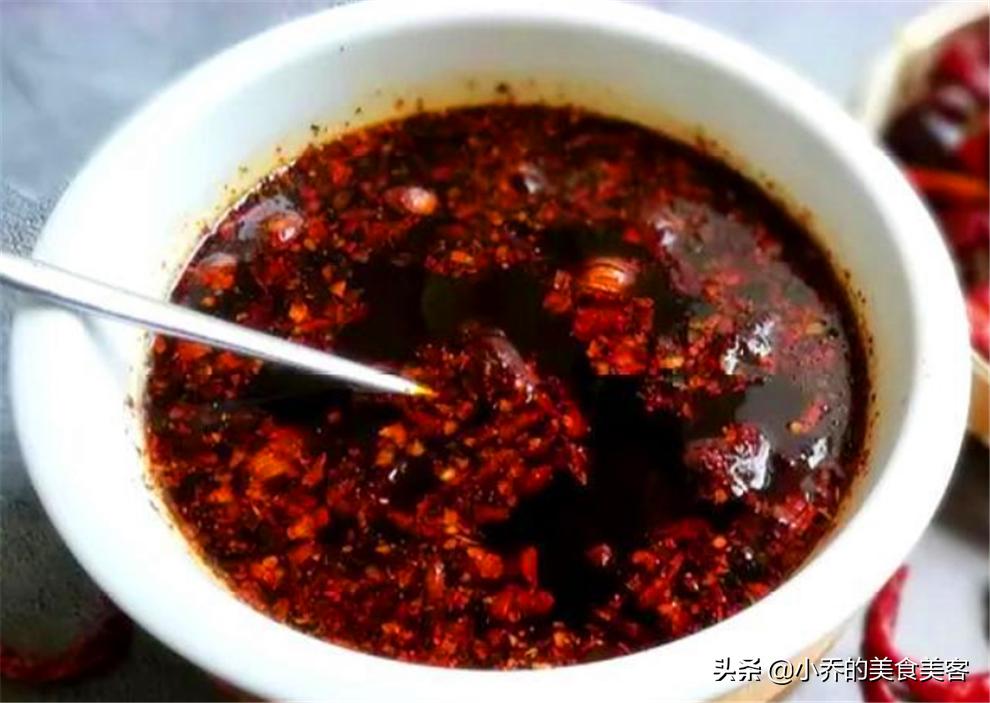四川辣椒红油正宗做法,正宗四川辣椒红油的做法视频教程