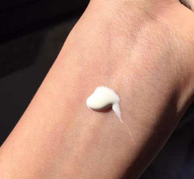 新款兰芝隔离为什么用了搓泥,兰芝隔离好不好用痘痘肌